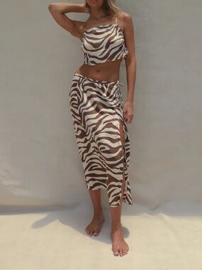 Stone Fox Swim Wrap skirt Untamed